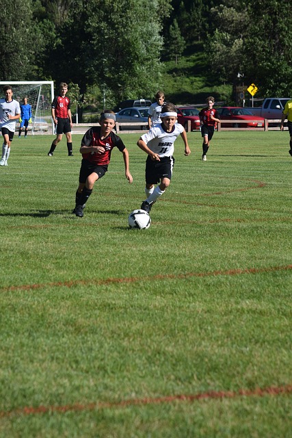 雷霆豪取9连胜，亚历山大高砍37分击败灰熊.